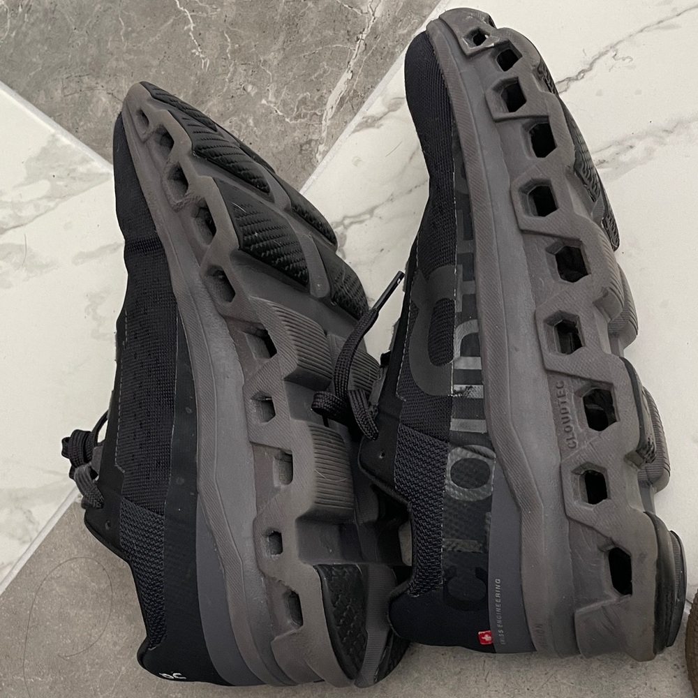 On Running Men’s Cloudnova Sneakers in Black and Gray - Picture 7 of 11